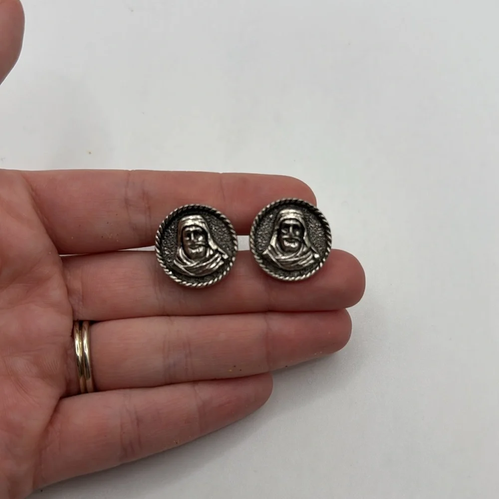 Vintage Silver Tone Arabian Knight Person Man Cufflinks Cuff Links Jewelry